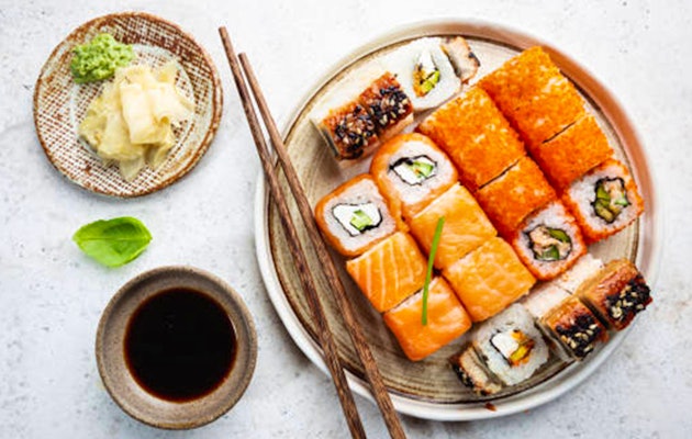 SushiPoint Crispy Special menu 16 stuks incl edamame!